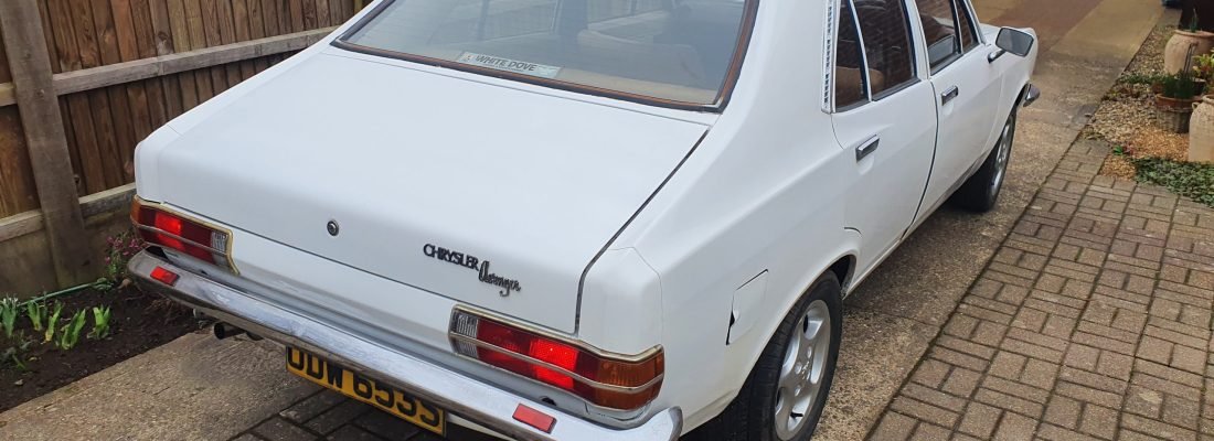 Hillman Avenger White